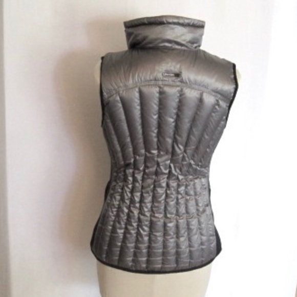 Calvin Klein Performance Down Filled Puffer Vest - Picture 3 of 15